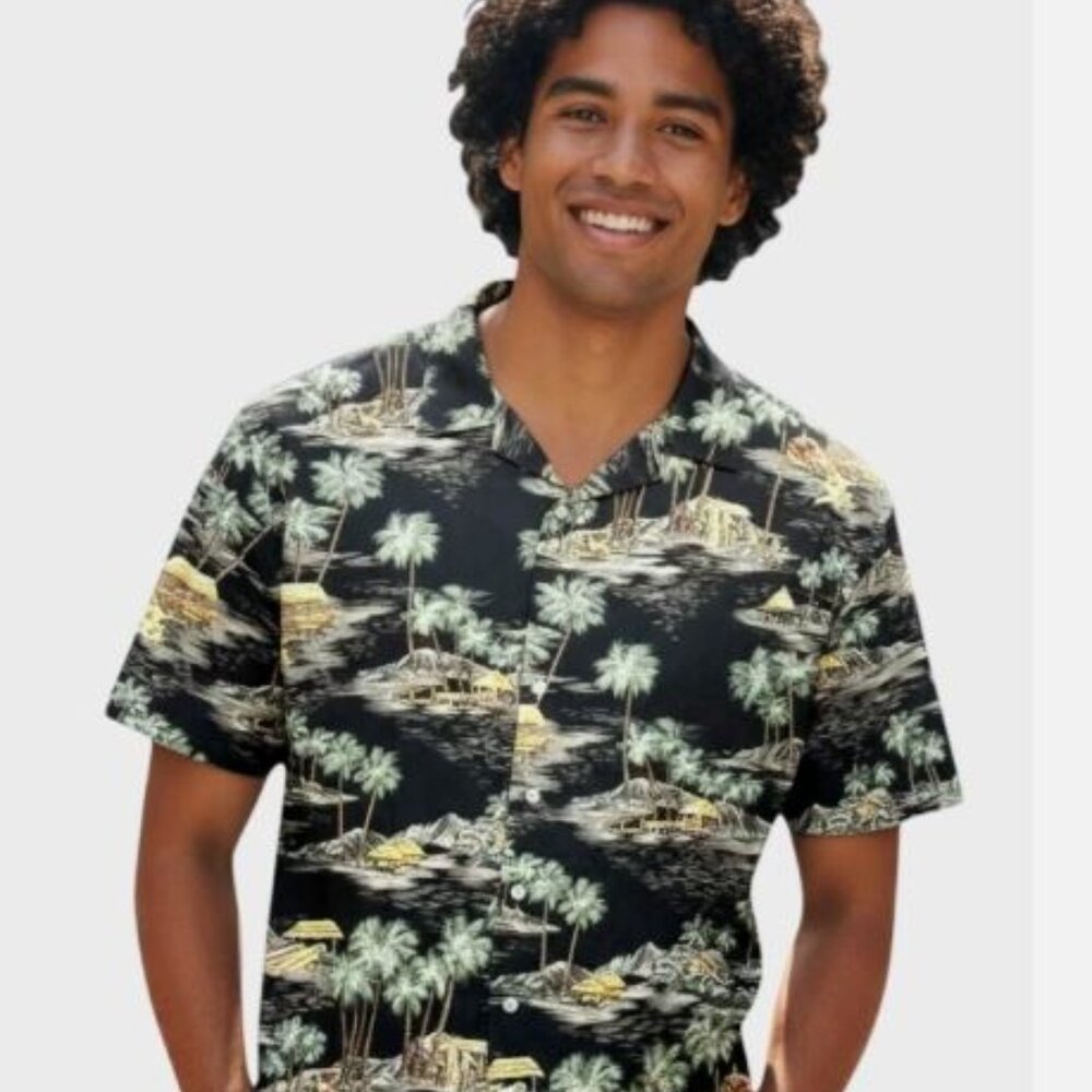 Windham Pointe Men's L Black Tropical Palm Print Hawaiian Short Sleeve Shirt